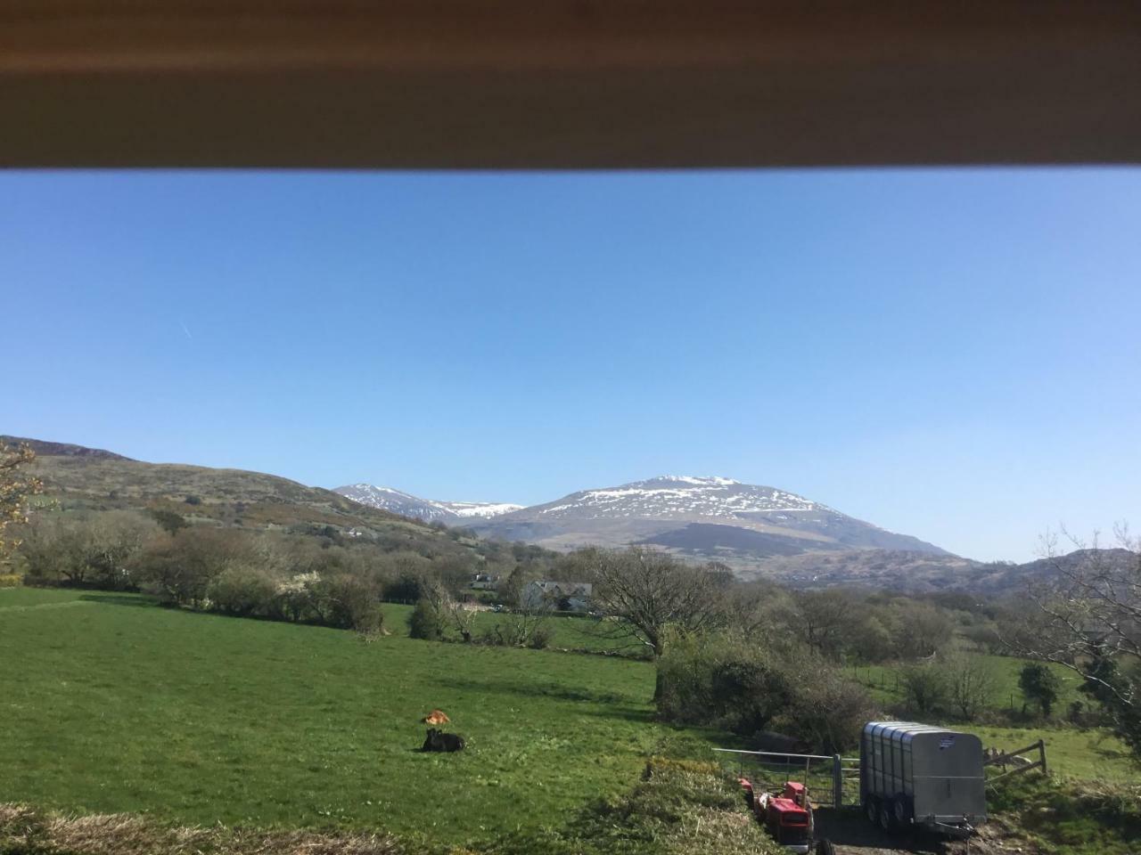 הוילה לאנבריס Tyddyn Perthi Farm מראה חיצוני תמונה